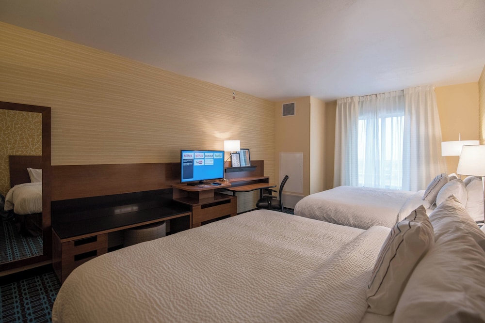 Room, Multiple Beds