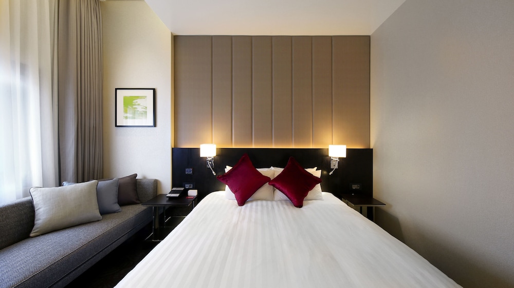 Executive Double Room, 1 Queen Bed, City View photo 2