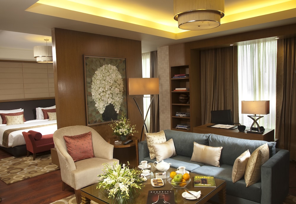 Suite, 1 Bedroom (Whirlpool) - Photo 5