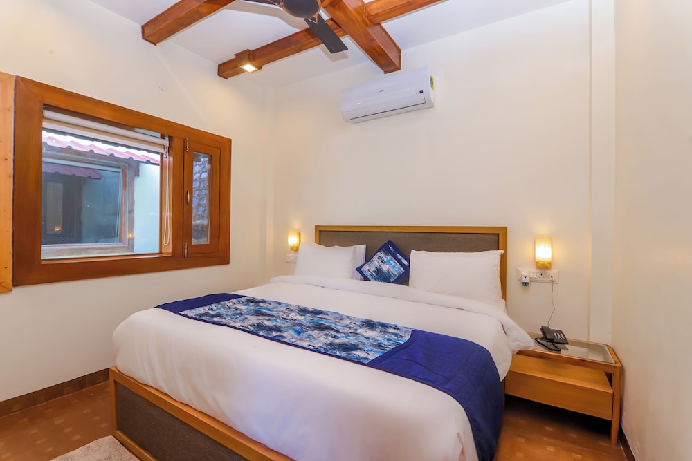Family Chalet-02 Bedrooms