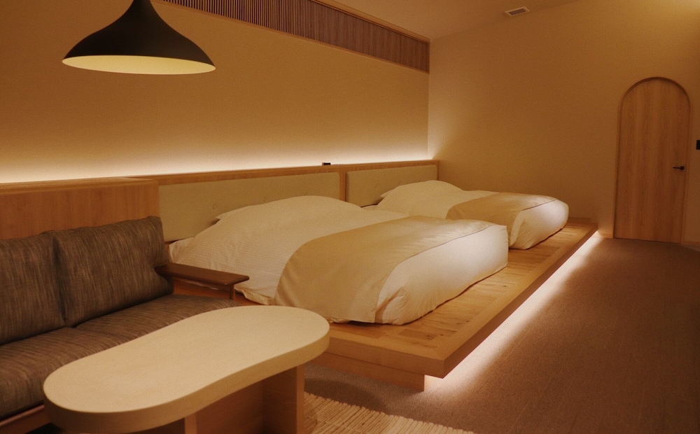 Hot Spring Suite, Non Smoking