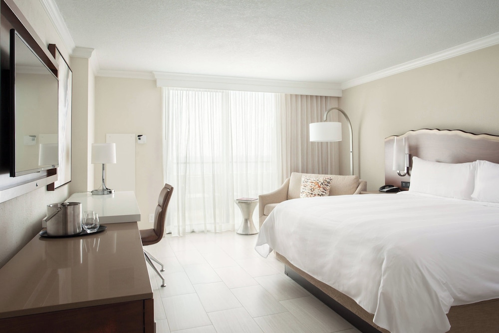 Room - Photo 3