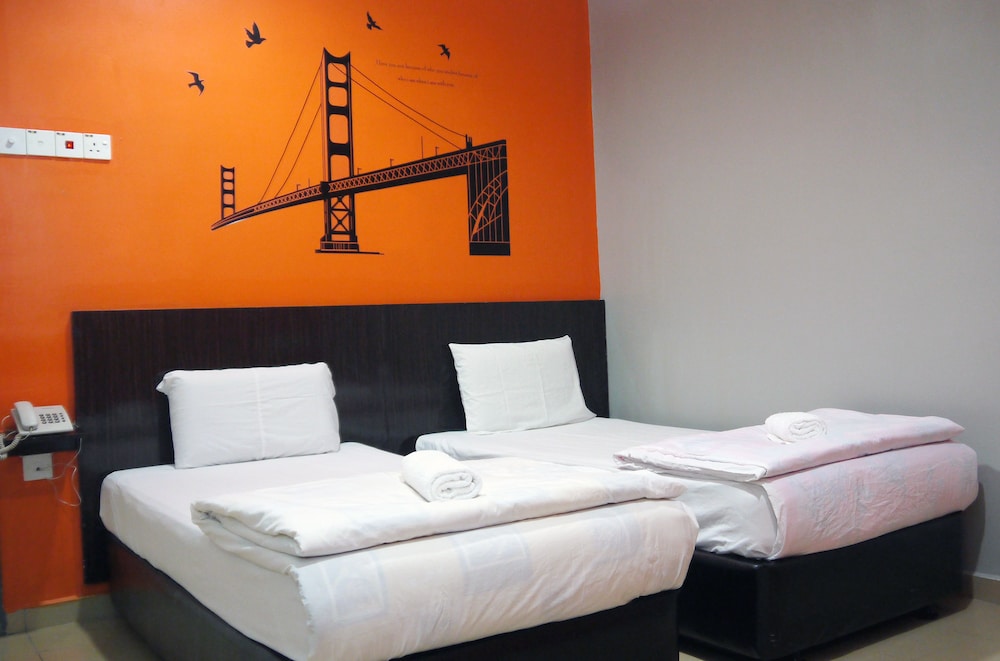Economy Twin Room, 2 Twin Beds, No Windows