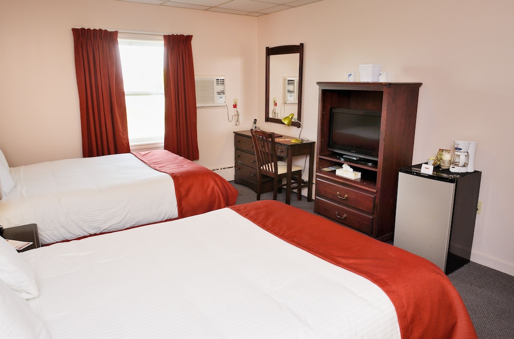 Standard Room, 2 Double Beds photo 3