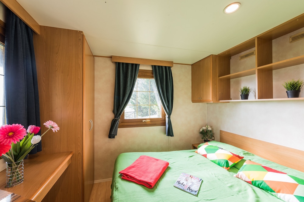 Mobile Home Studio