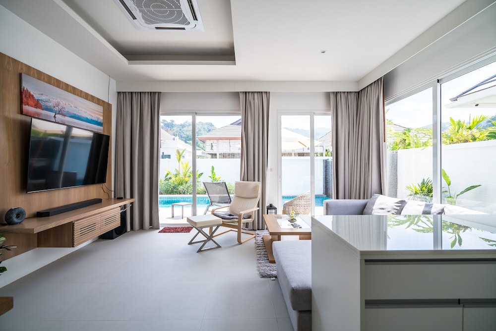 Luxury Villa, 3 Bedrooms, Private Pool photo 1