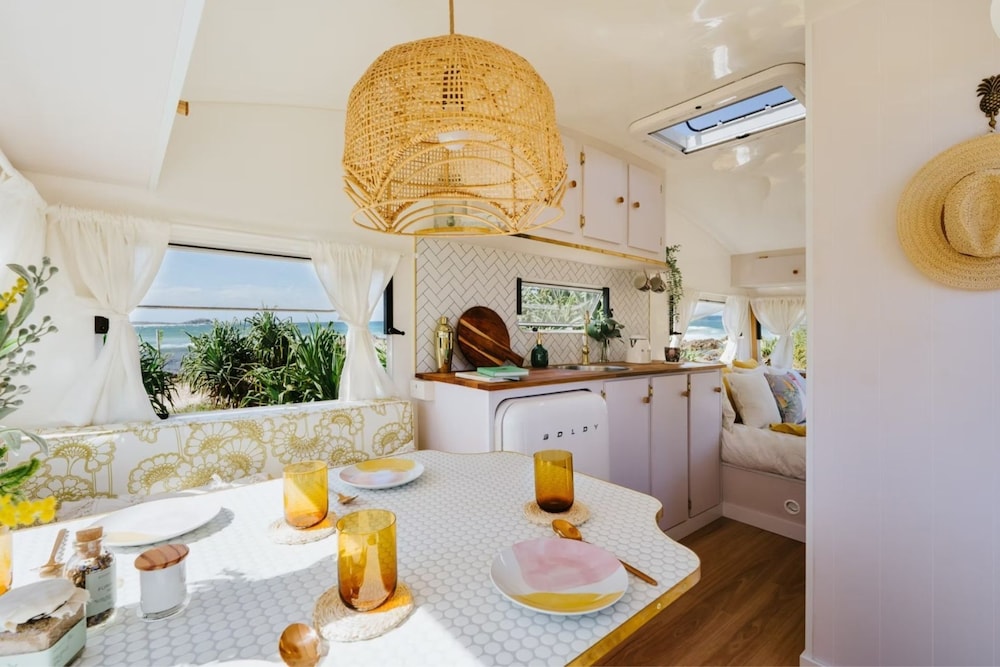 Poolside Vintage Glamper (2 Berth) photo 3