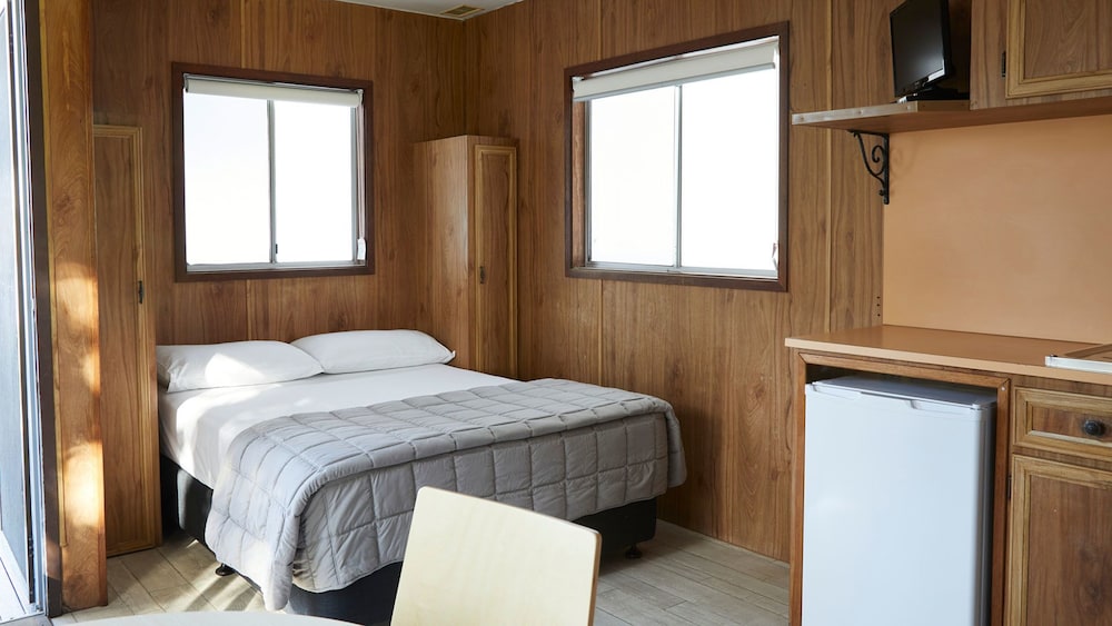 Cabin No Ensuite photo 1