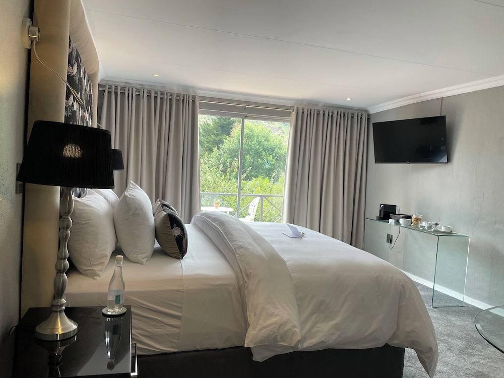 Double Deluxe (Twin or King beds) photo 2