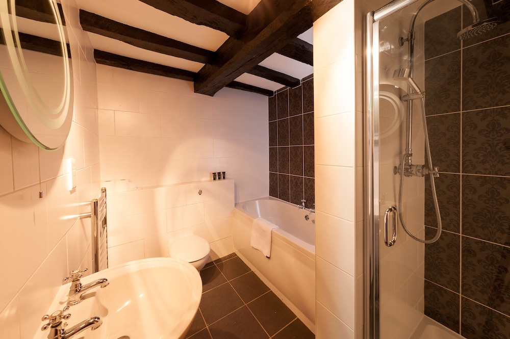 Luxury Double or Twin Room photo 3