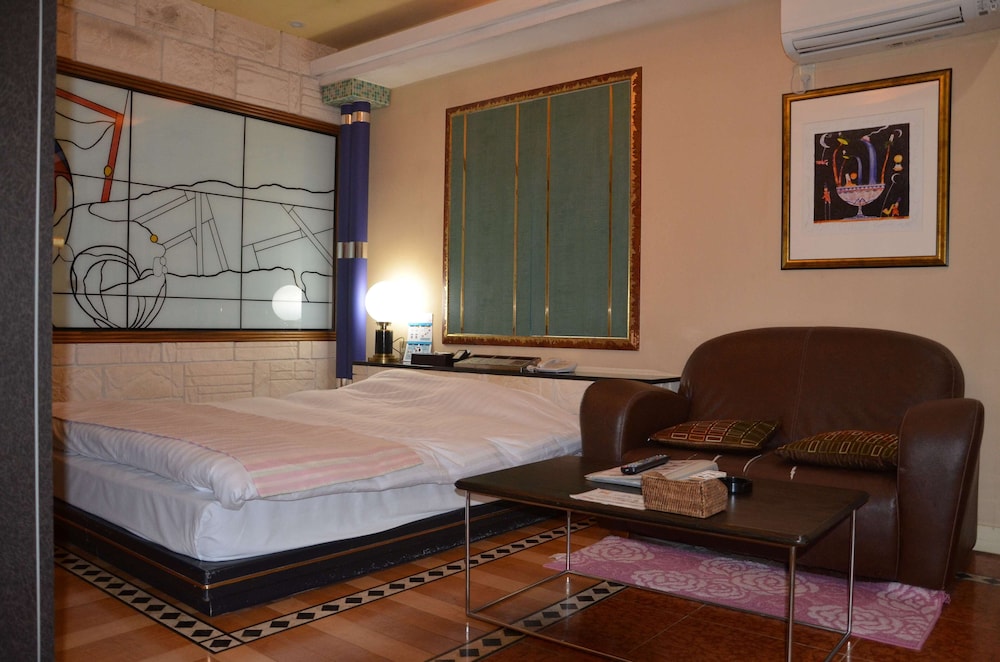Deluxe Villa (203)