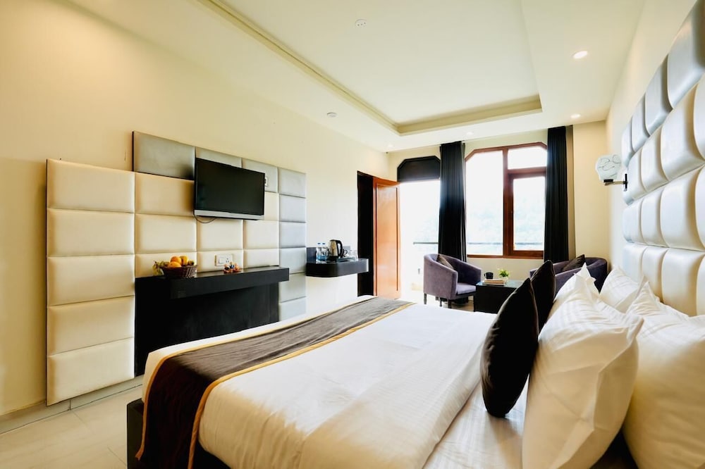 Deluxe Room, Valley View