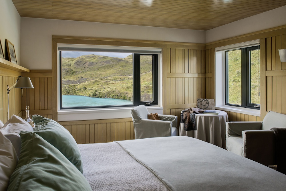 Room, River View photo 2