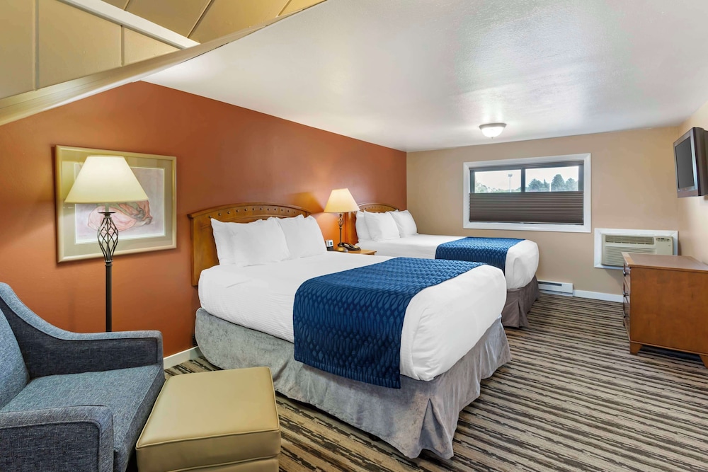 Suite, Multiple Beds, Non Smoking, Kitchen photo 3