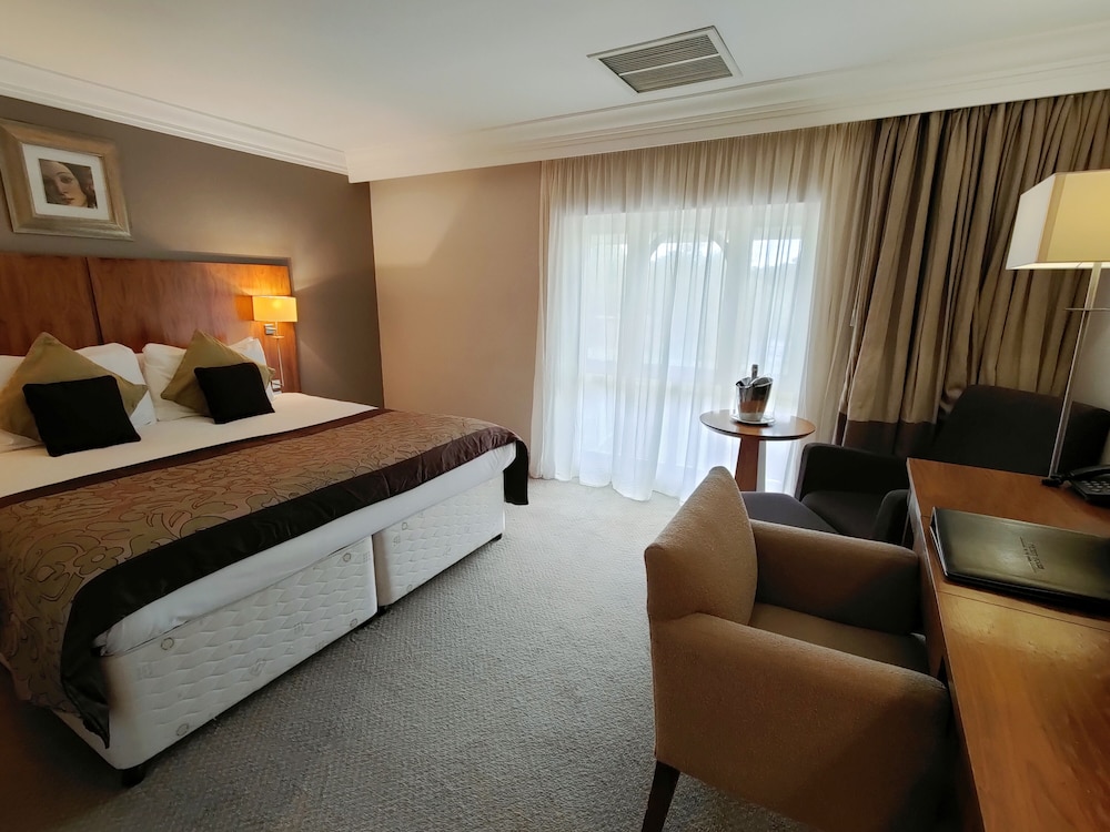 Deluxe Double Room, Main House - Photo 7