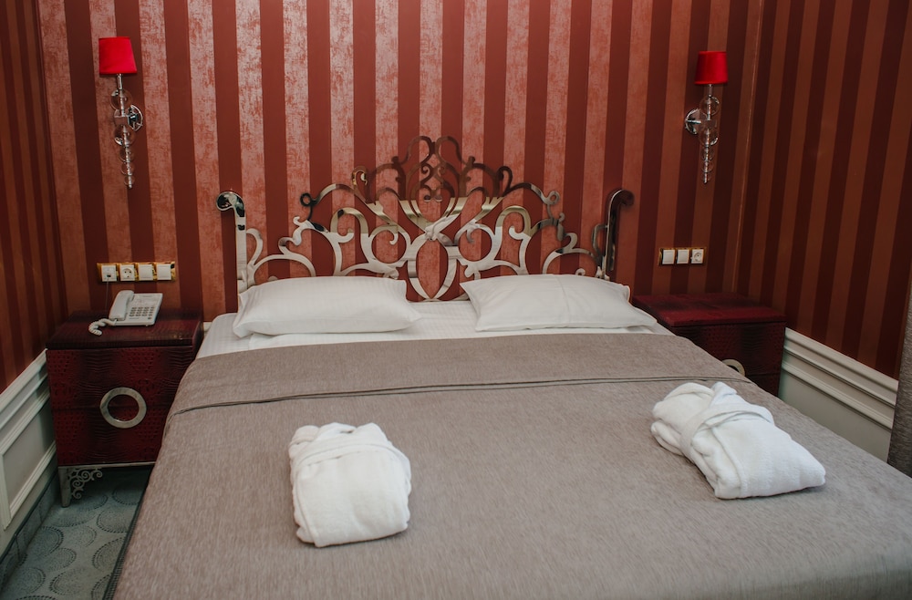Luxury Suite photo 3