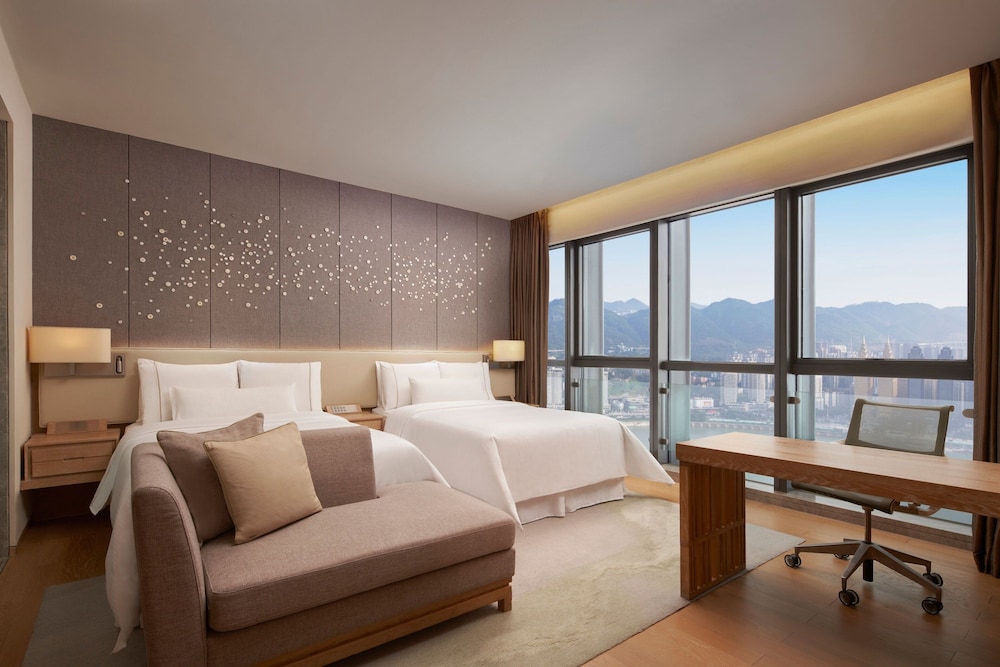 Premier Room, 2 Twin Beds, River View