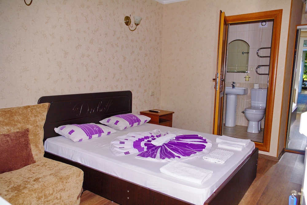 Double Or Twin Room (With Extra Bed) photo 2