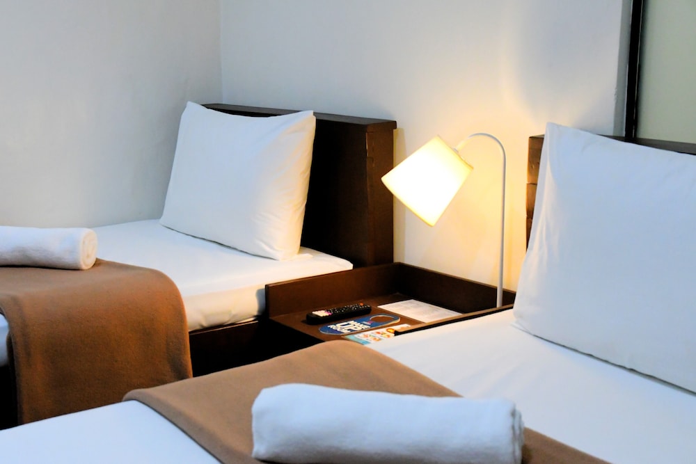 Basic Studio, 2 Twin Beds, Non Smoking