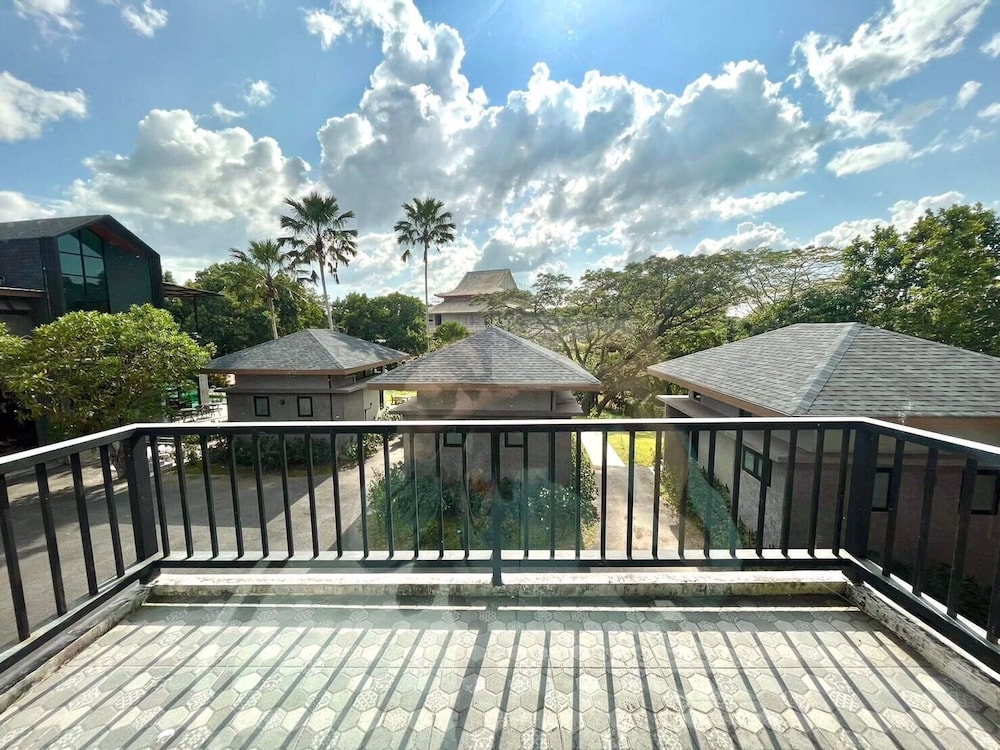 Deluxe Room, Resort View photo 3
