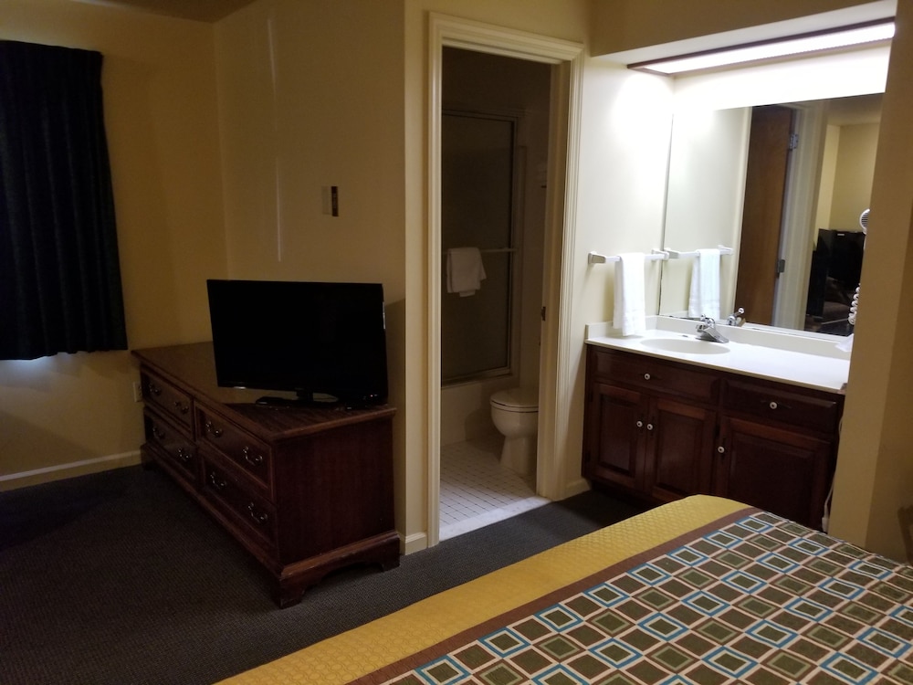 Superior Room, 2 Queen Beds