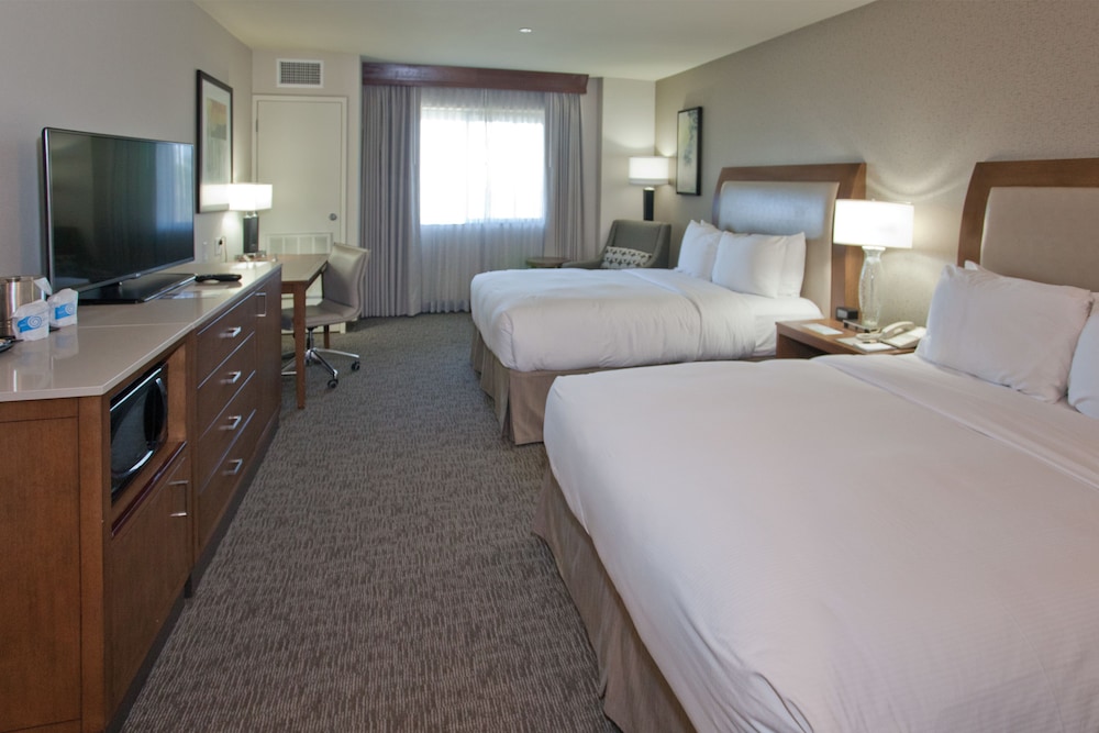 Standard Room, 2 Double Beds photo 2