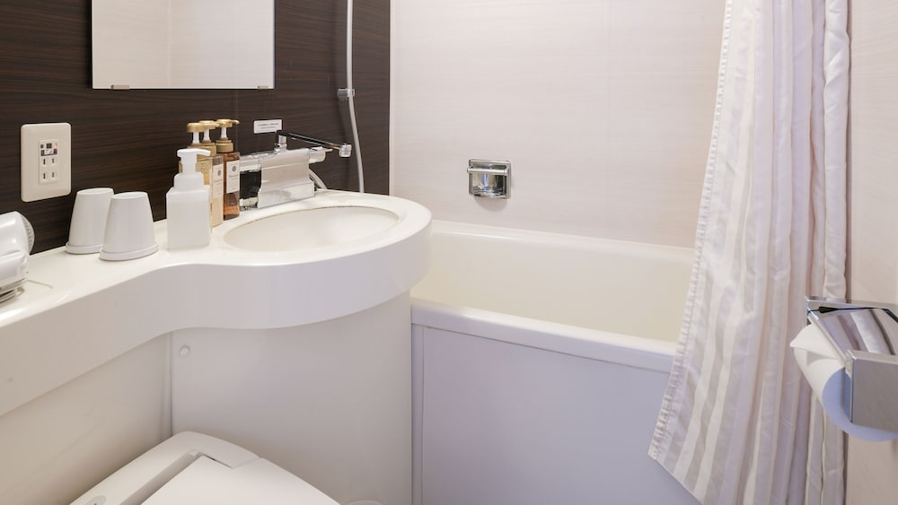 Small Double Room with Small Double Bed, Smoking, photo 6