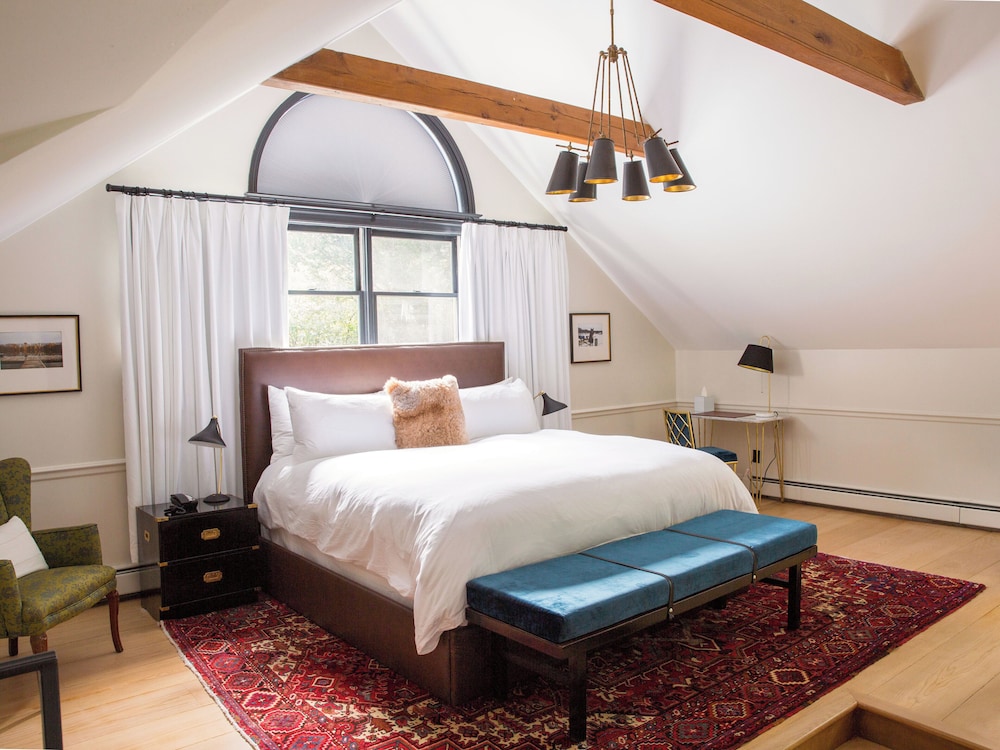 Grand Loft (Stable House)