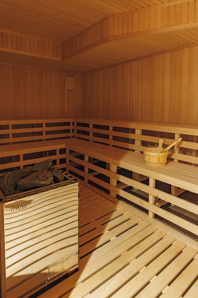Deluxe Twin Room - Photo 6