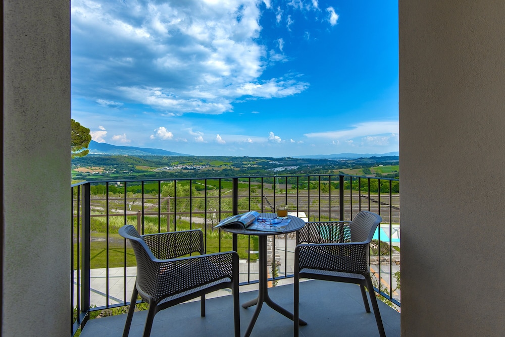 Panoramic Suite, Terrace - Photo 6