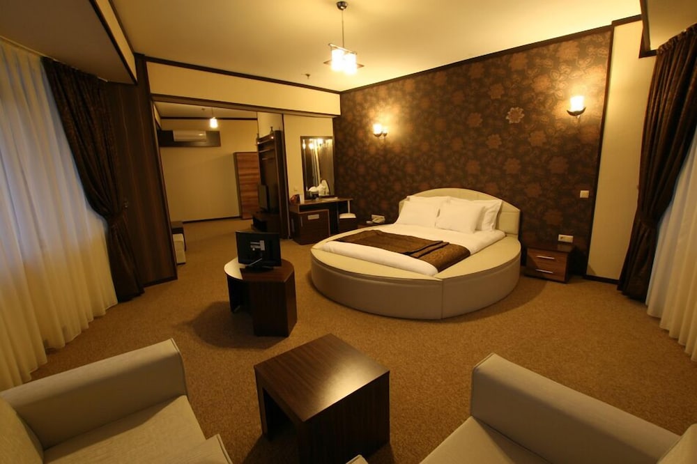 Suite photo 1