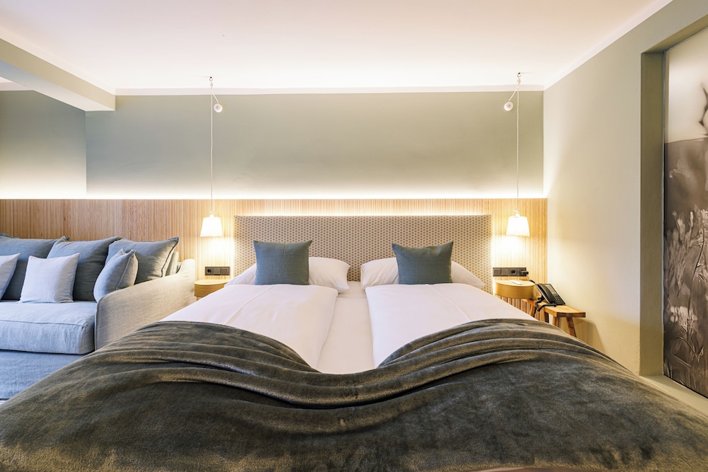 Deluxe Double Room photo 2