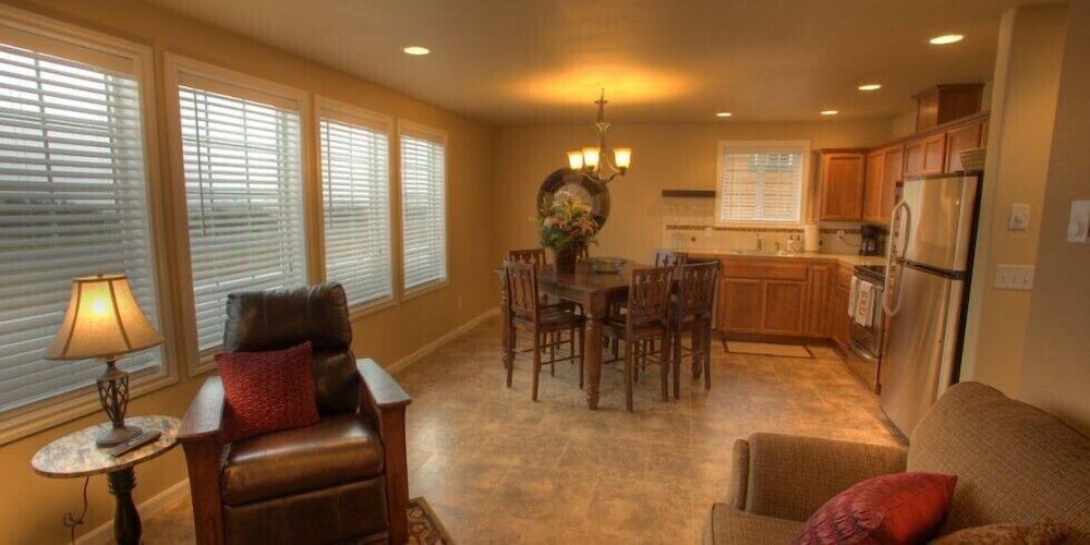 Family Cottage, 2 Bedrooms (Children and Pet friendly) photo 2