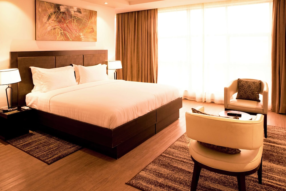 Suite, 1 King Bed
