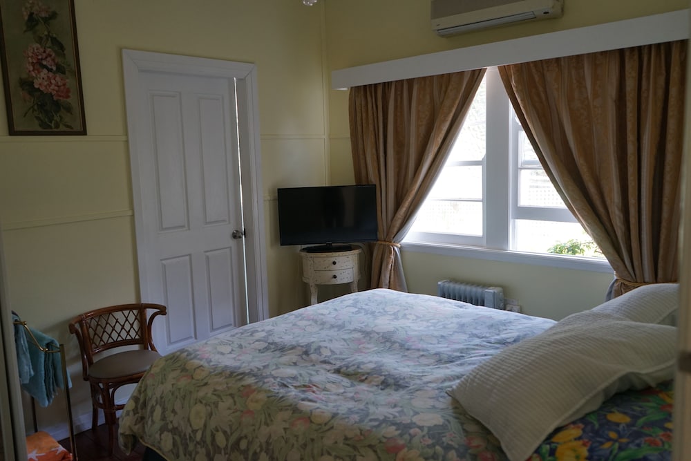 Standard Suite, 1 Bedroom, Non Smoking (Southern Cross Room) photo 3