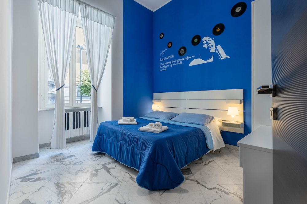 Standard Double Room, 1 Queen Bed, Private Bathroom, City View
