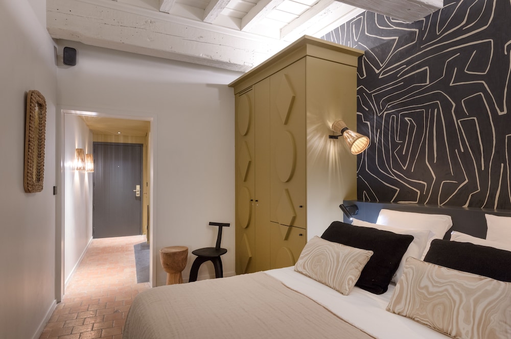Suite Junior Ebène, 22 Rue du Boeuf 69005 Lyon photo 2