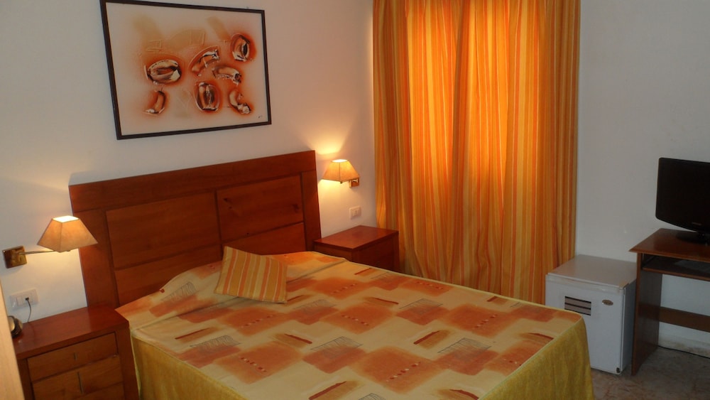 Standard Room photo 2