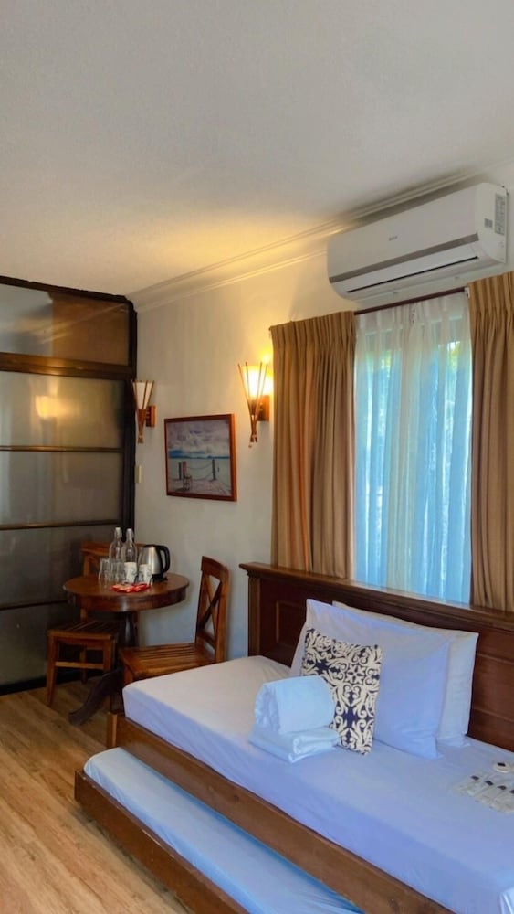 One Bedroom Apartment - Photo 5