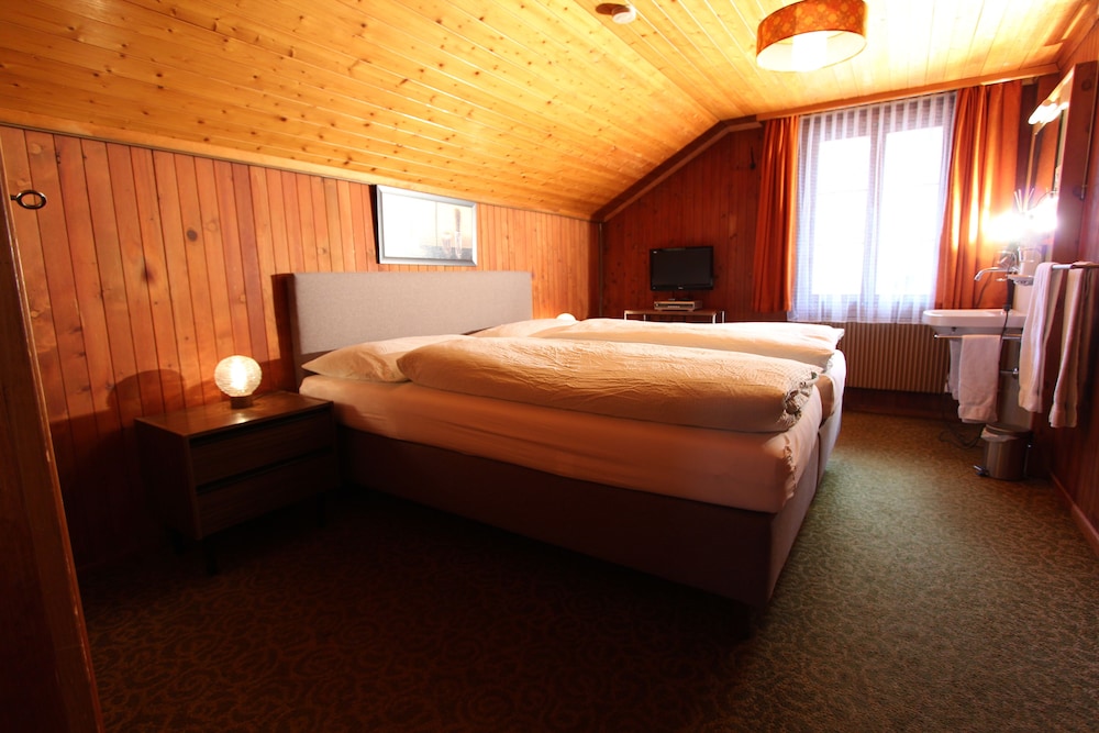 Twin Room, 1 Double Bed, Non Smoking photo 1