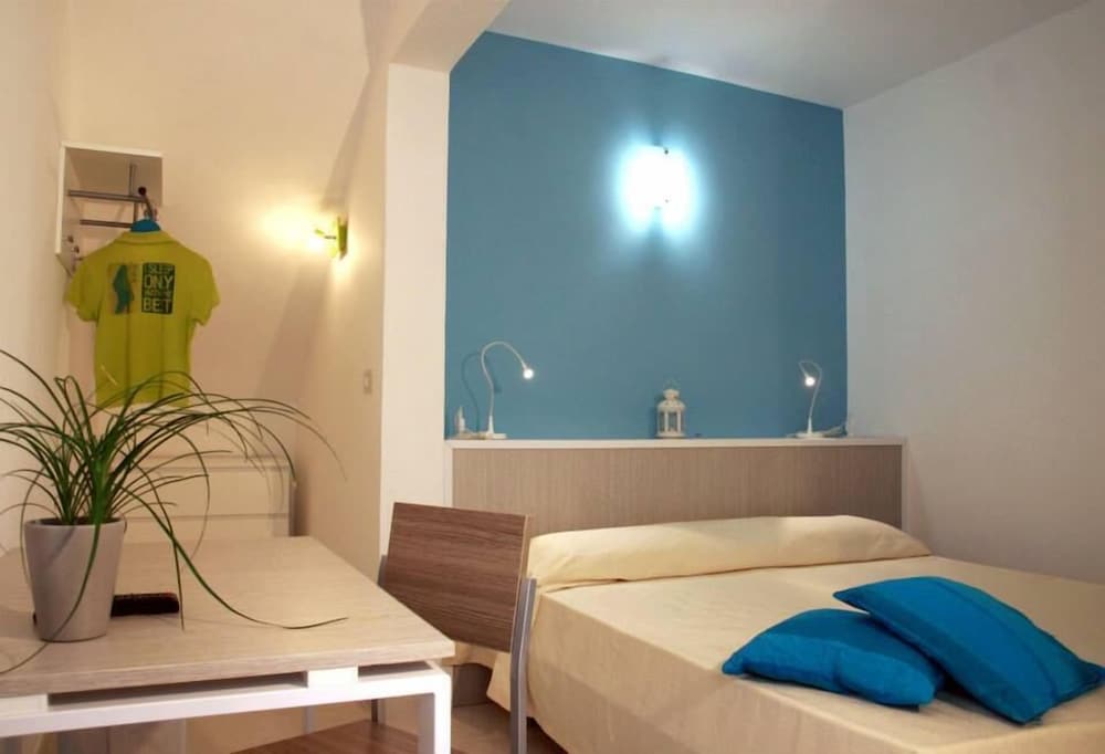 Studio, 1 Queen Bed photo 1
