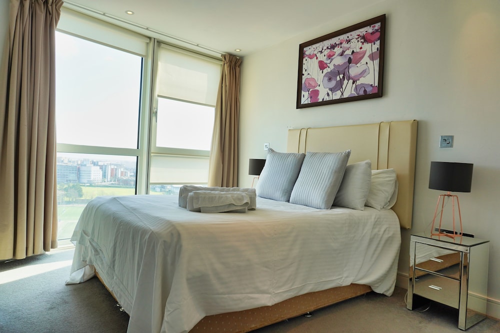 Apartment, 2 Bedrooms, Balcony photo 1