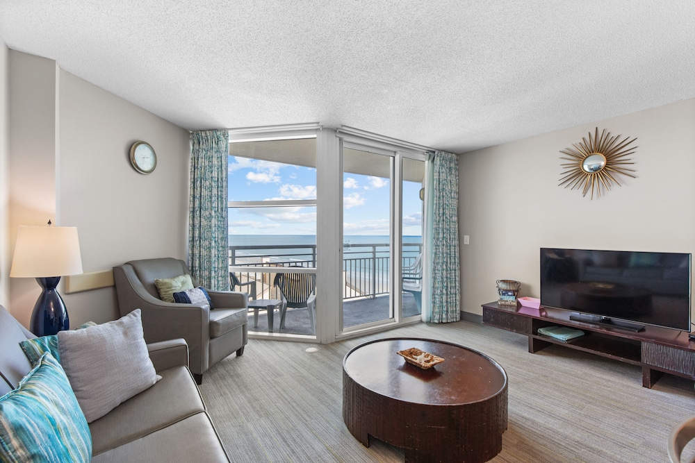 Standard Condo, 2 Bedrooms, Partial Ocean View photo 1