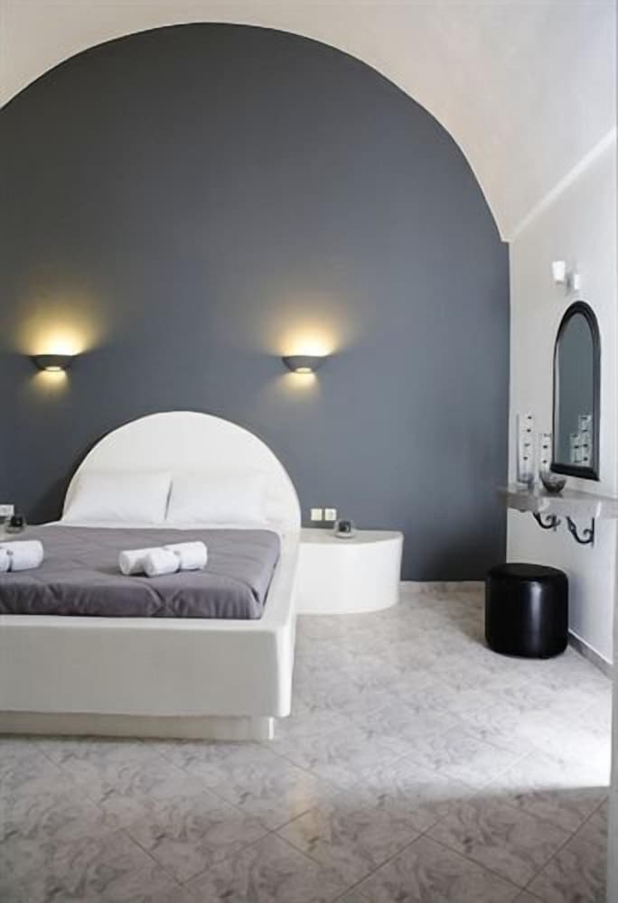 Standard Room - Photo 1