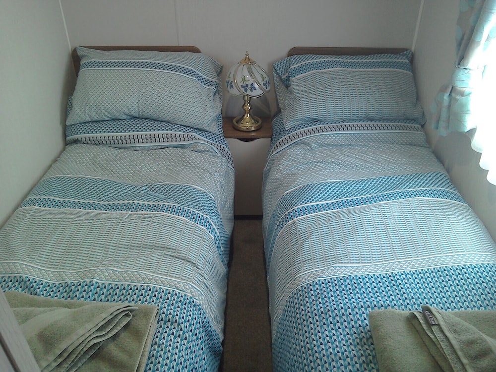 Deluxe Mobile Home, Private Bathroom photo 2