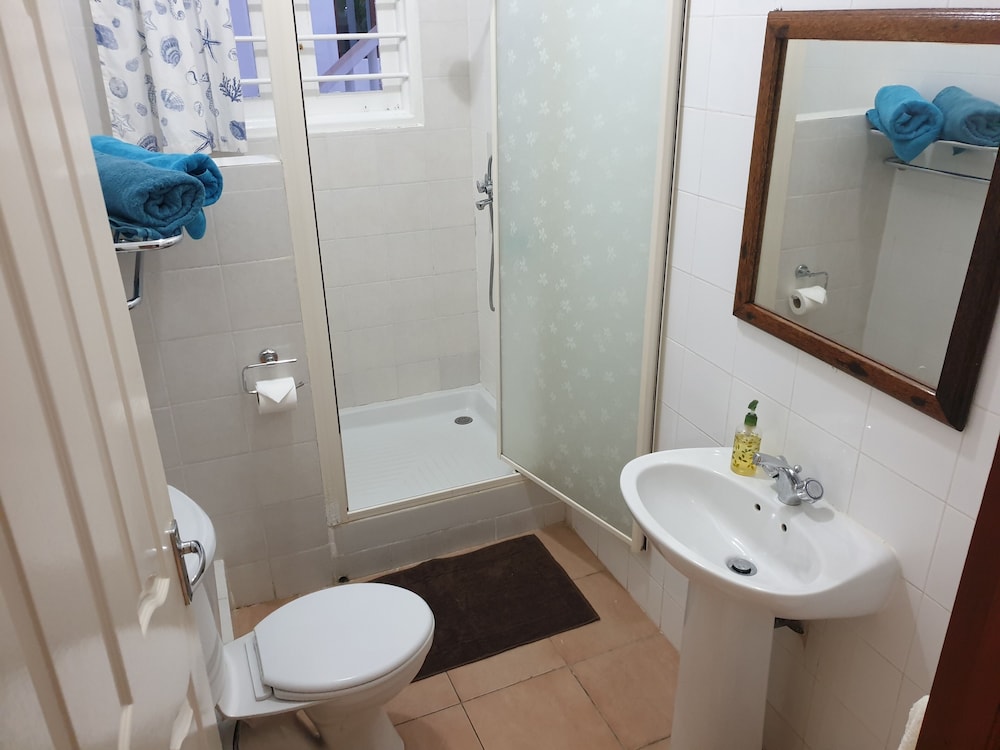 Basic Apartment, 1 Double Bed photo 3