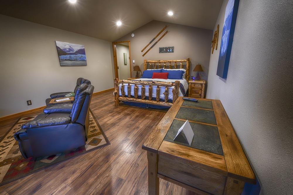 Premium Cottage, 1 King Bed, Lake View, Lakeside