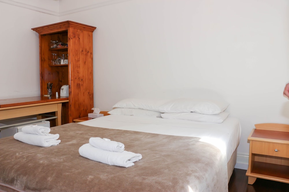 Room, 1 Queen Bed, Balcony photo 2