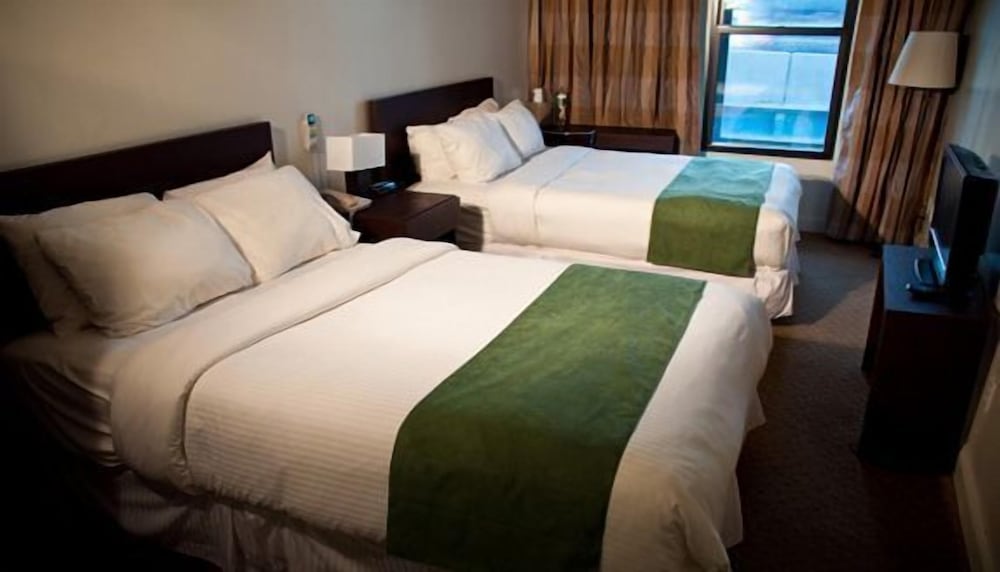 Standard Room, 2 Double Beds photo 3