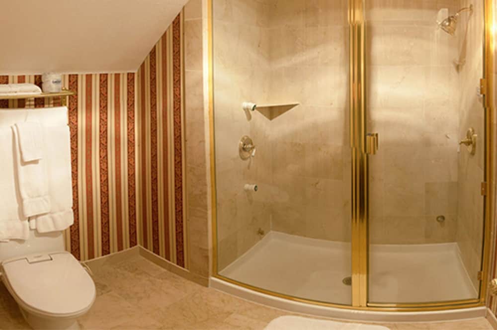 Firestone Suite - Photo 3